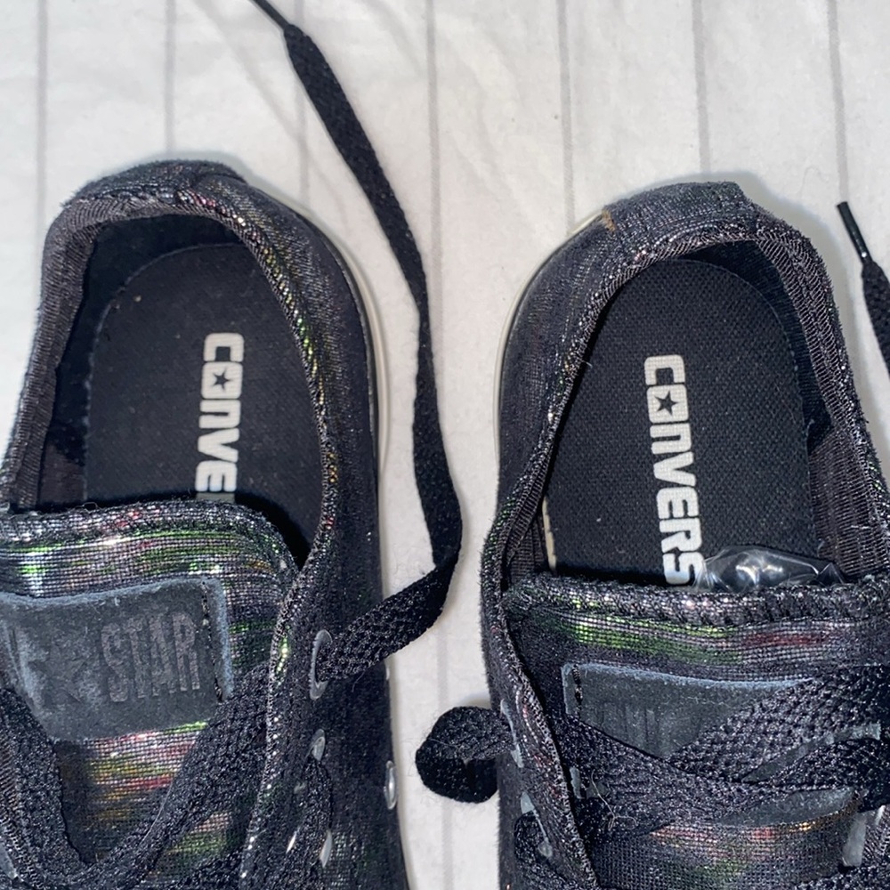 Converse Women's7.5 Black Effervescent With Classic White Trim - Picture 8 of 9